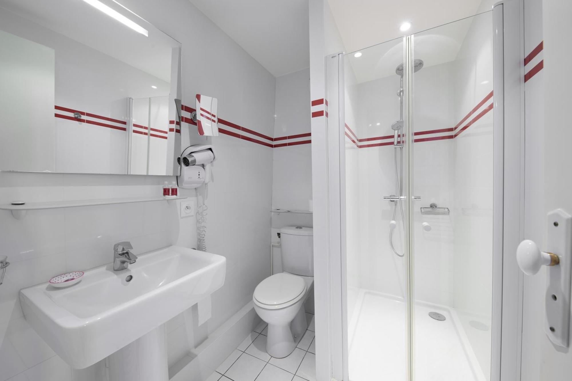 Hotel Diderot Chinon Bagian luar foto