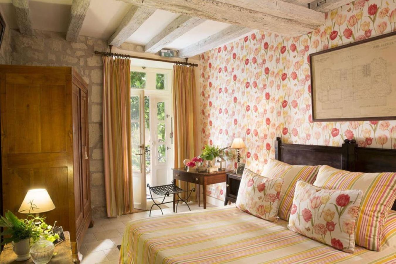 Hotel Diderot Chinon Bagian luar foto